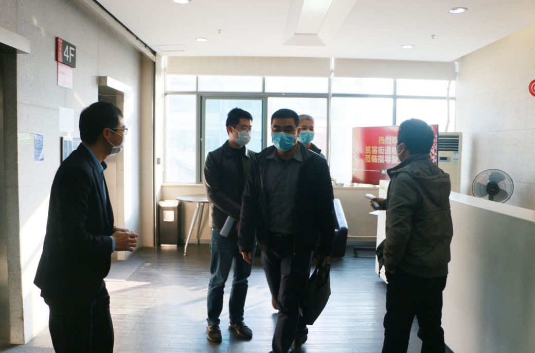 万众一心，携手抗疫 | 筼筜街道主任苏克一行莅临永信贵宾会217指导复工情况